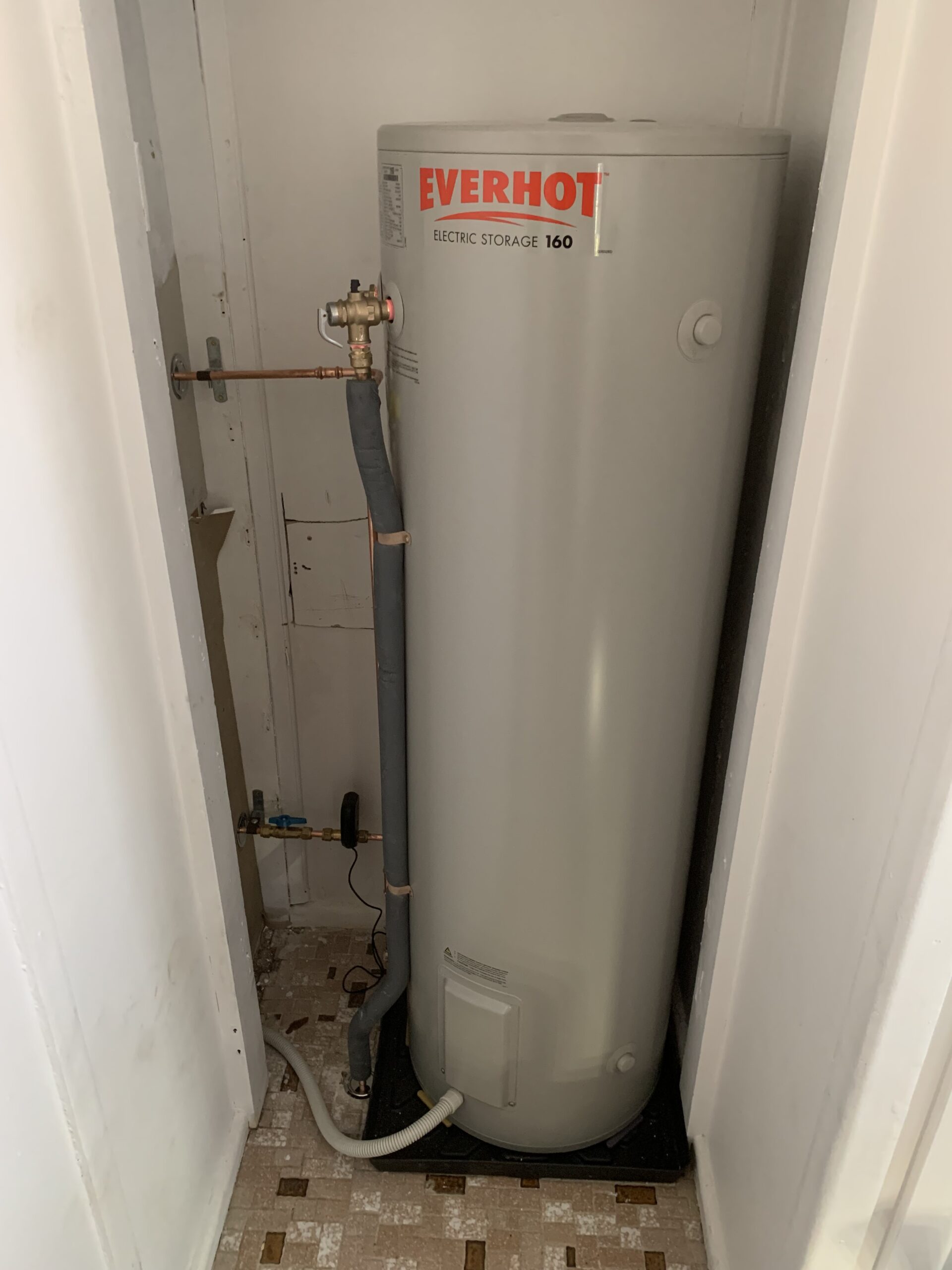 Everhot water system